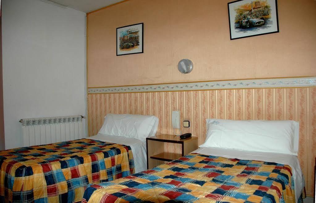 Pension Venecia Salou Exterior photo
